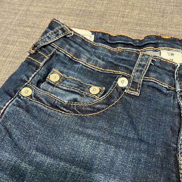 Bunch of 5 boys True Religion Jeans - Picture 6 of 12